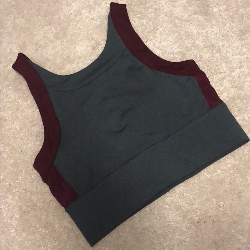MPG sports crop top with pads